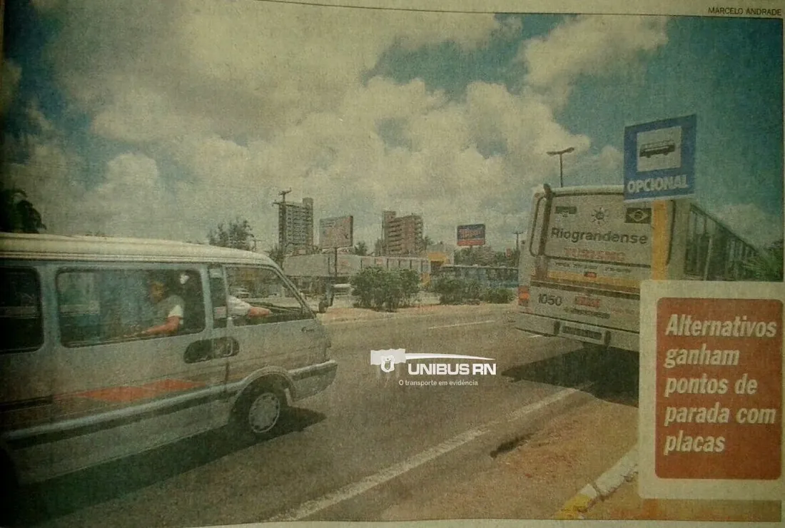 Veículos da frota antiga estacionados